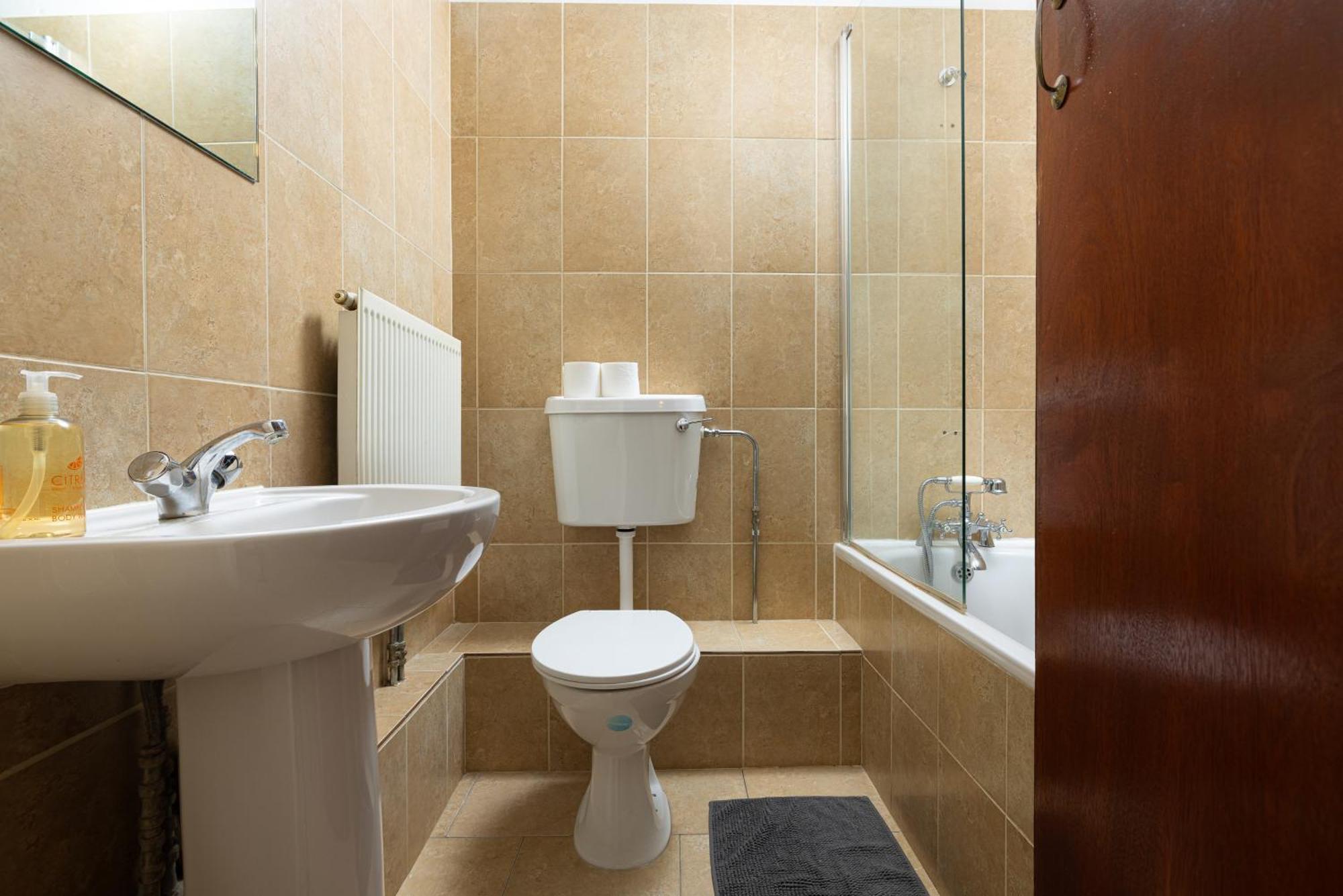 Charmstay Swiss Cottage London Exterior photo